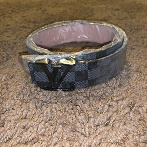 Louis Vuitton belt
